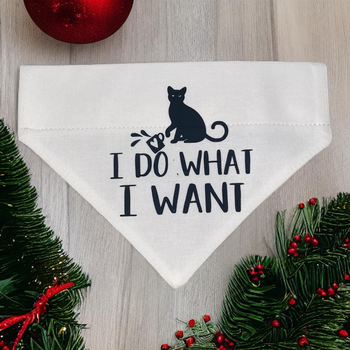 Pet Bandanas - Fits onto collar for cats or dogs