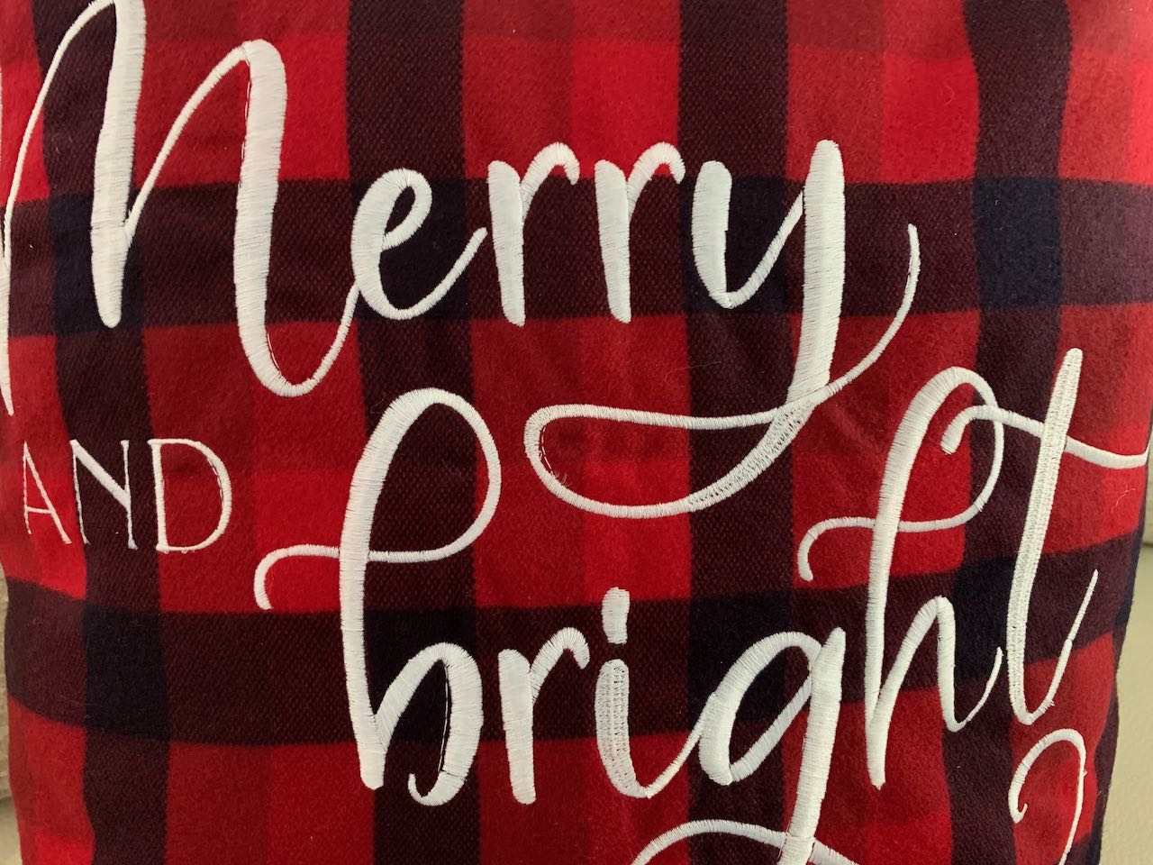 Cushion - Plaid - Merry and Bright